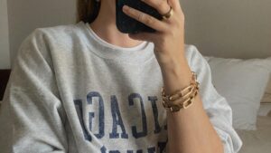 sweatshirt